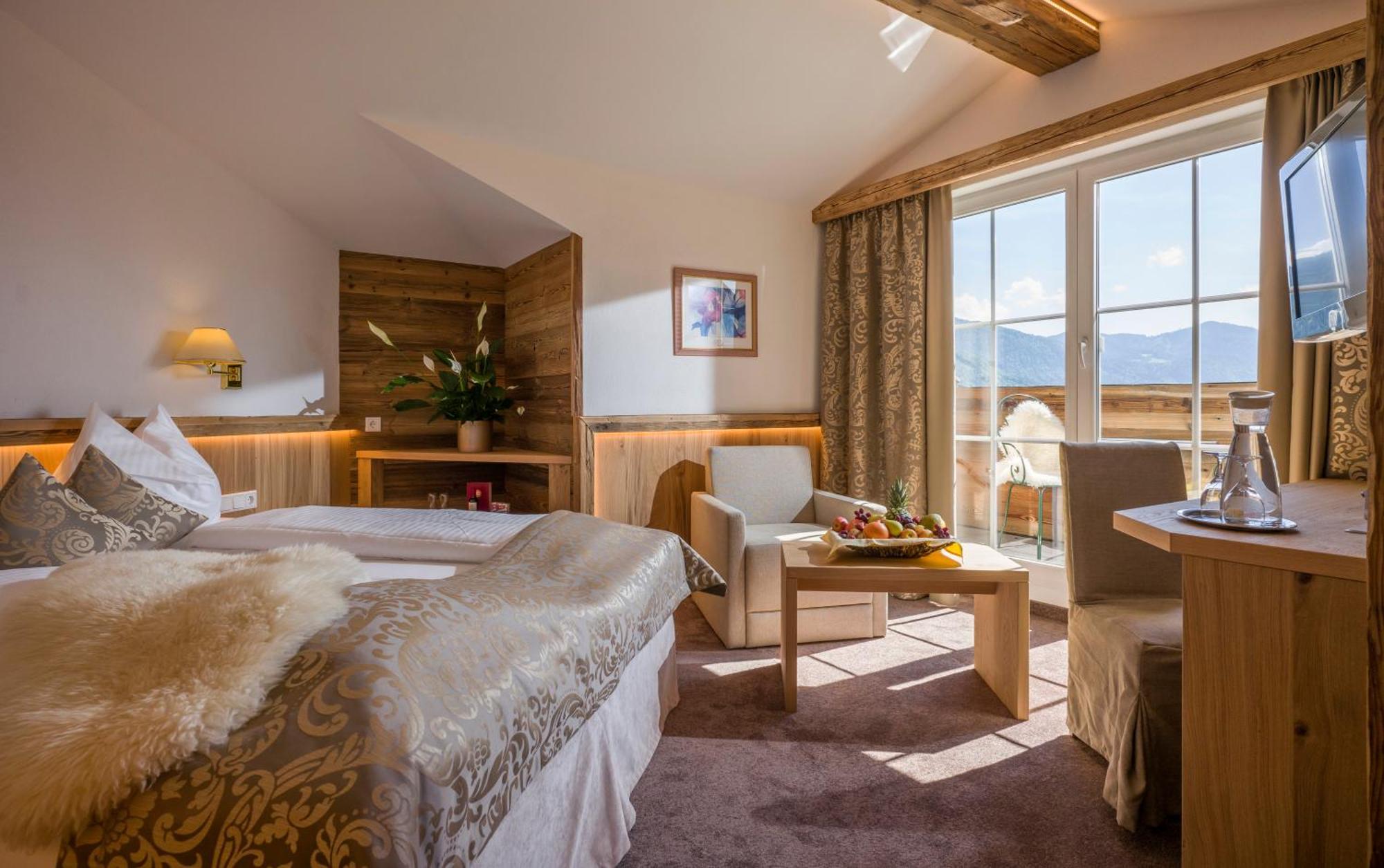 Hotel Panorama Royal Bad Haering Bagian luar foto