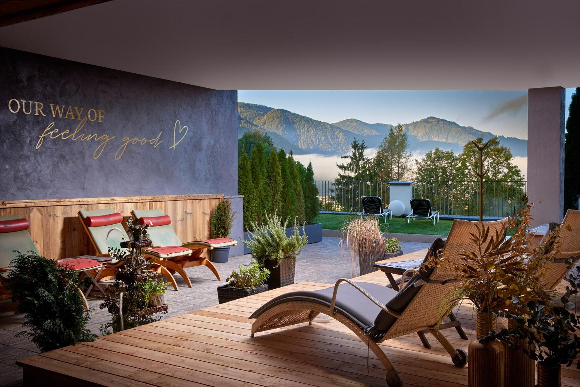 Hotel Panorama Royal Bad Haering Bagian luar foto