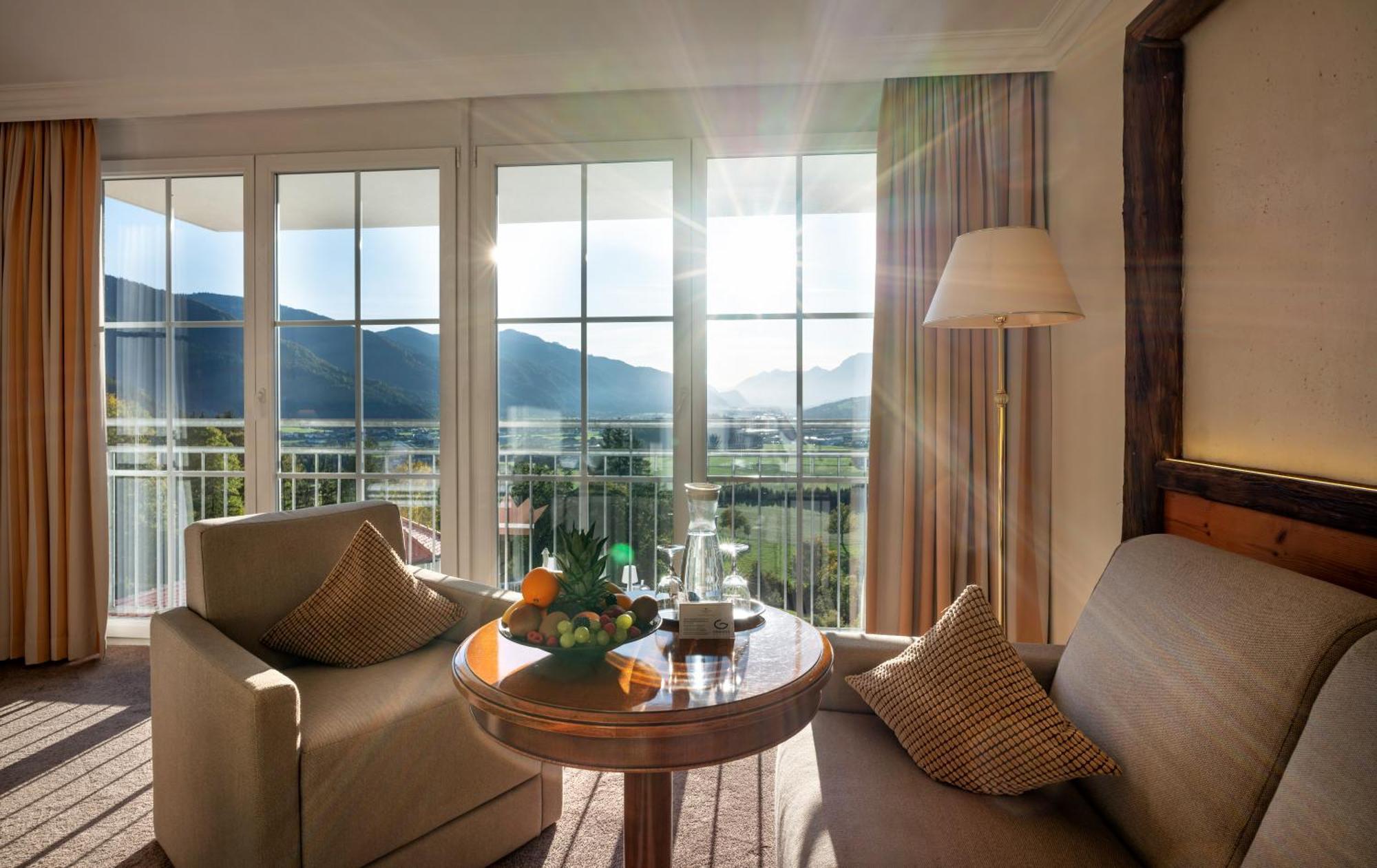 Hotel Panorama Royal Bad Haering Bagian luar foto